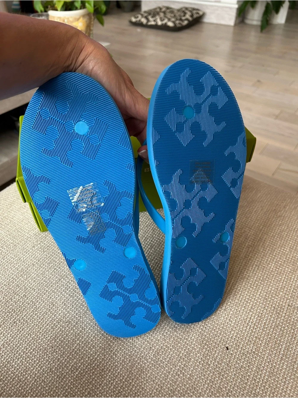 NWT TORY BURCH KIRA padded flip flops.